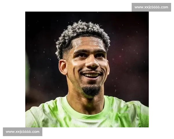 巴萨总监铁心留队信号：阿劳霍成弗里克防线非卖品